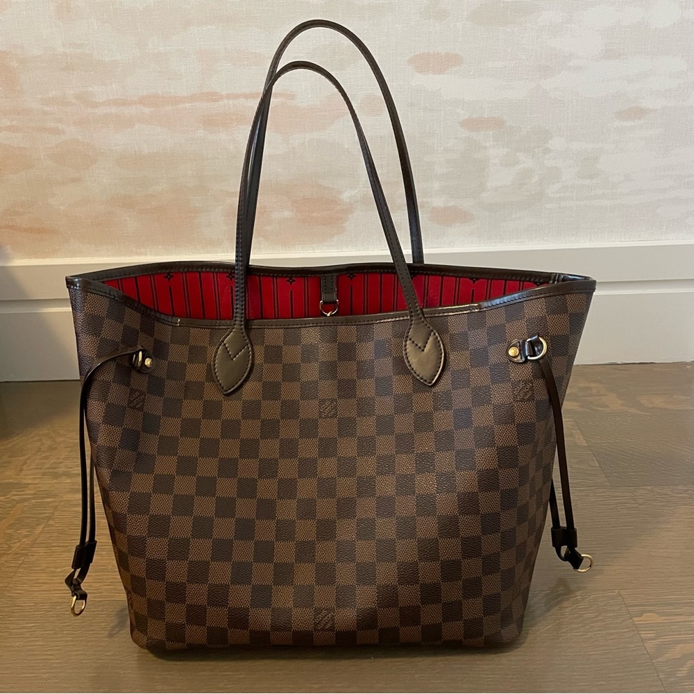 Loius Viotton Neverfull Mm Tote Bag View 3